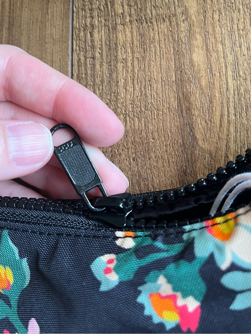BAGGU Laura Ashley Medium Crescent Bag BNWT - Picture 6 of 9